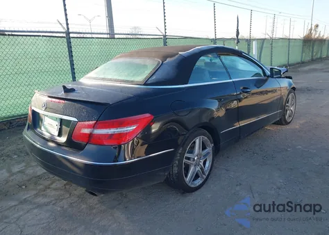 2012 Mercedes-Benz E 350 z USA, uszkodzony, nr VIN WDDKK5KF3CF166893